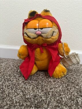 Vintage Halloween Garfield!